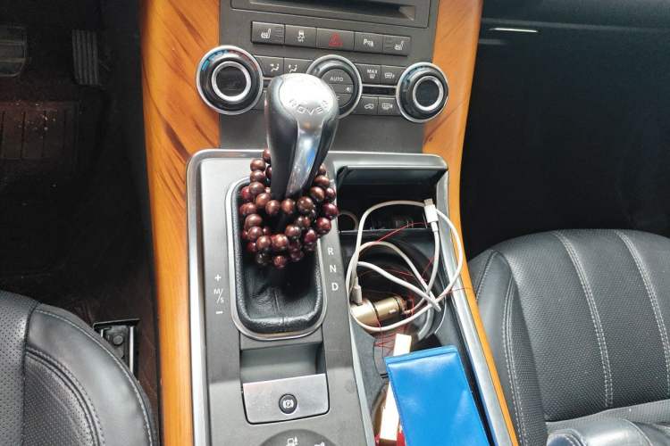 Used Land Rover Range Sport 2011 3.0 TDV6 Diesel Version Gear Lever
