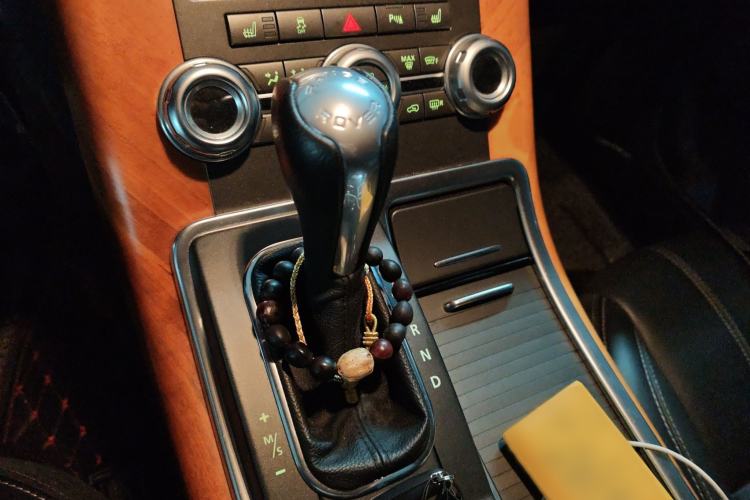 Used Land Rover Range Sport 2011 5.0 SC V8 HSE Gear Lever