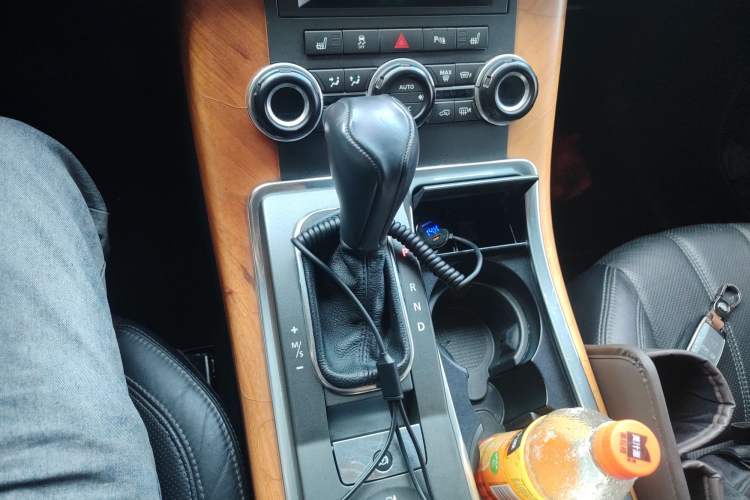 Used Land Rover Range Sport 2011 5.0 NA V8 HSE Gear Lever