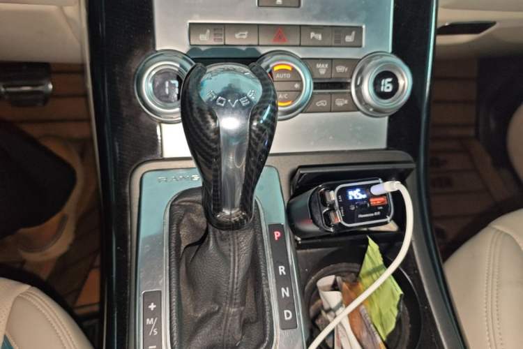 Used Land Rover Range Sport 2011 5.0 NA V8 HSE Gear Lever