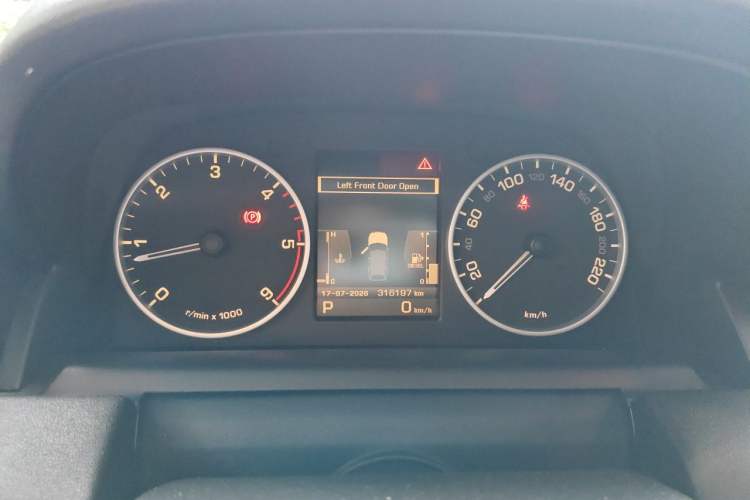 Used Land Rover Range Sport 2011 3.0 TDV6 Diesel Version Instrument Cluster
