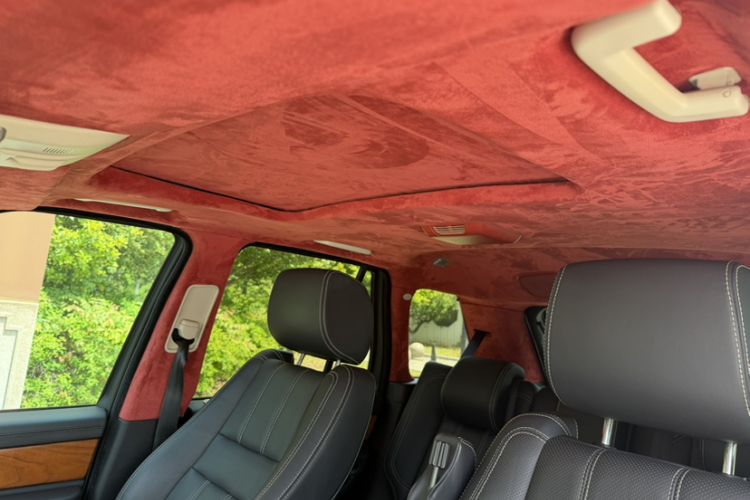 Used Land Rover Range Sport 2011 5.0 SC V8 HSE Interior 2