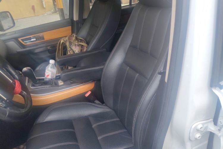 Used Land Rover Range Sport 2011 5.0 NA V8 HSE Left Front Seat