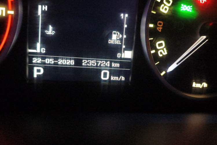 Used Land Rover Range Sport  Odometer Close Up