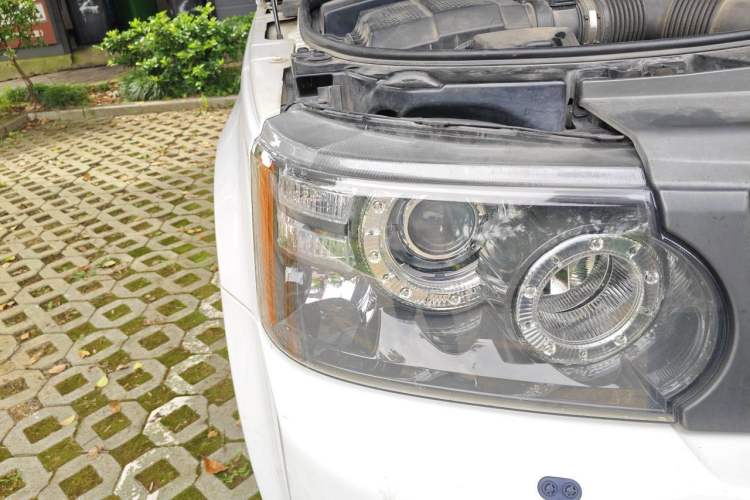 Used Land Rover Range Sport 2011 3.0 TDV6 Diesel Version Right Front Headlight