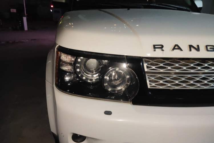 Used Land Rover Range Sport 2011 5.0 NA V8 HSE Right Front Headlight
