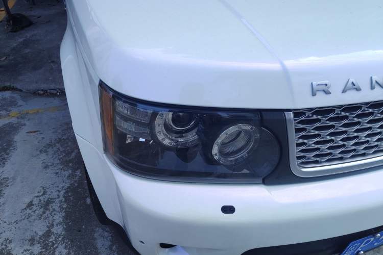 Used Land Rover Range Sport 2011 5.0 NA V8 HSE Right Front Headlight