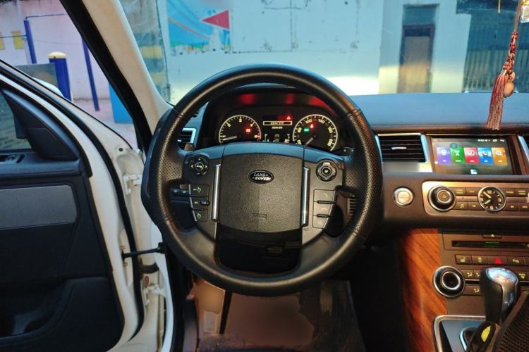 Used Land Rover Range Sport 2011 3.0 TDV6 Diesel Version Steering Wheel