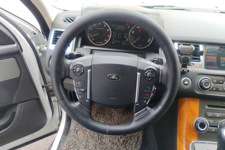 Used Land Rover Range Sport 2011 5.0 SC V8 HSE Steering Wheel