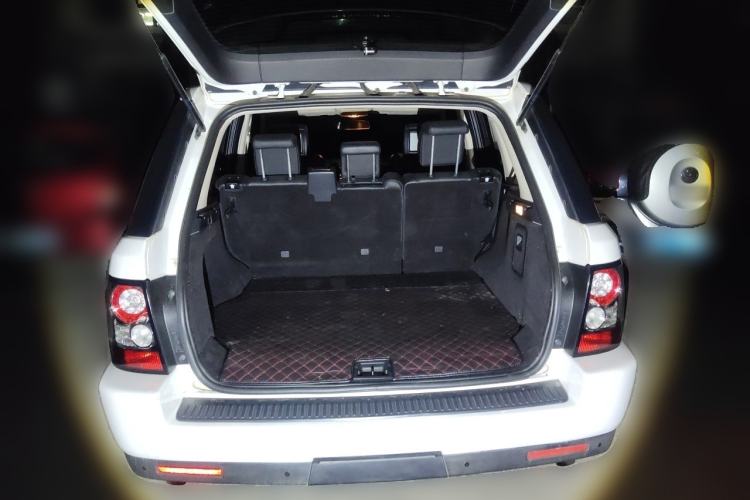 Used Land Rover Range Sport 2011 5.0 NA V8 HSE Trunk