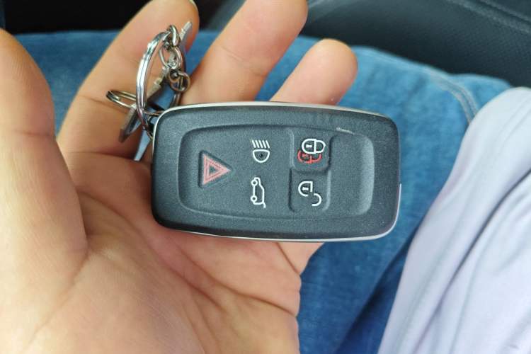 Used Land Rover Range Sport 2011 3.0 TDV6 Diesel Version Vehicle Key