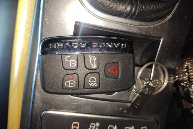 Used Land Rover Range Sport 2011 5.0 NA V8 HSE Vehicle Key