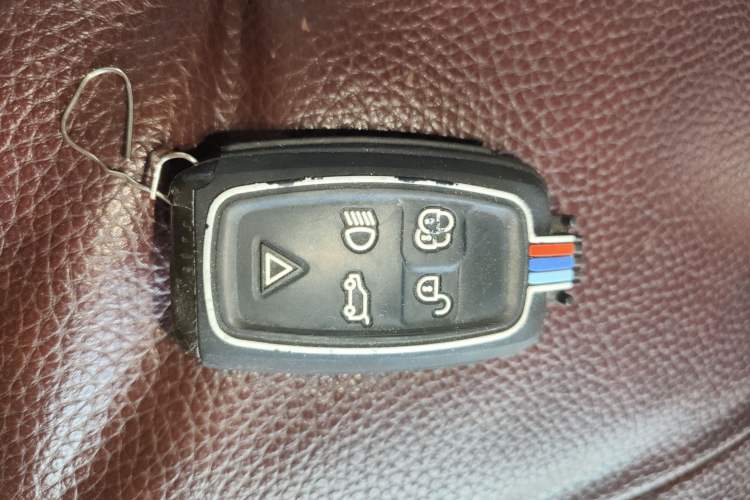 Used Land Rover Range Sport 2011 5.0 SC V8 HSE Vehicle Key