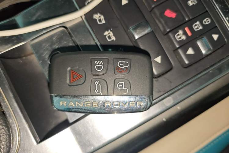 Used Land Rover Range Sport 2011 5.0 NA V8 HSE Vehicle Key