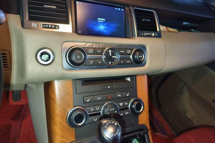 Used Land Rover Range Sport 2012 3.0 TDV6 HSE Diesel Edition Audio And AC Panel