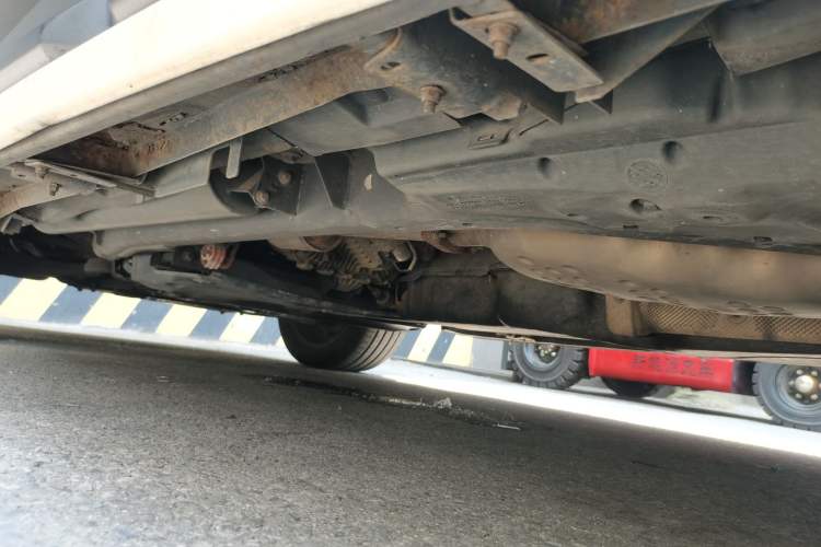 Used Land Rover Range Sport  Chassis Rear Left