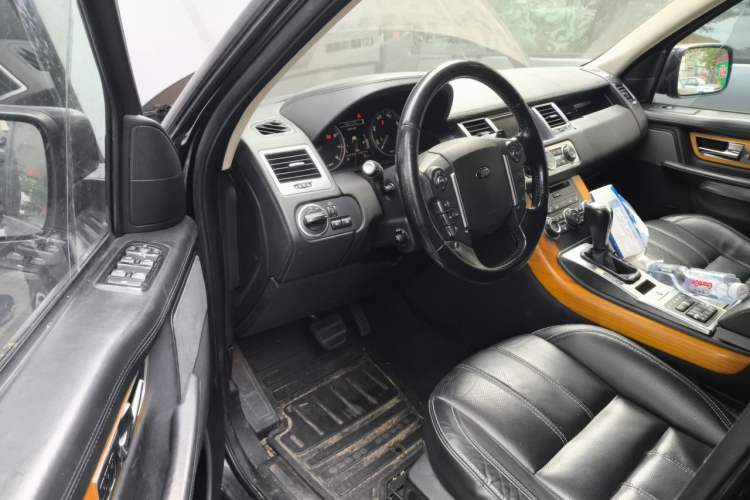 Used Land Rover Range Sport 2012 5.0 SC V8 HSE Driver Seat