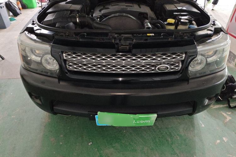 Used Land Rover Range Sport 2012 3.0 TDV6 HSE Diesel Edition Engine Bay