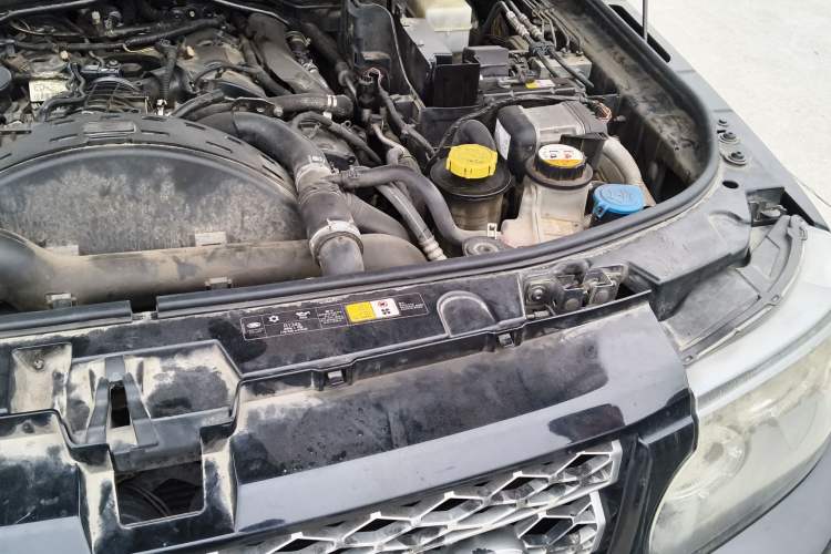 Used Land Rover Range Sport 2012 3.0 TDV6 HSE Diesel Edition Engine Bay Left