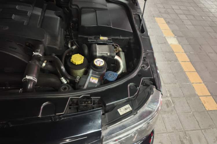 Used Land Rover Range Sport 2012 3.0 TDV6 HSE Diesel Edition Engine Bay Left