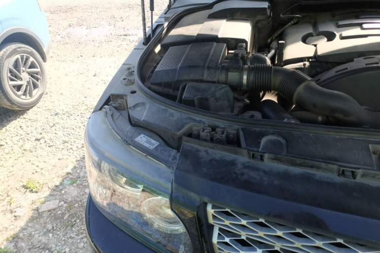 Used Land Rover Range Sport  Engine Bay Right