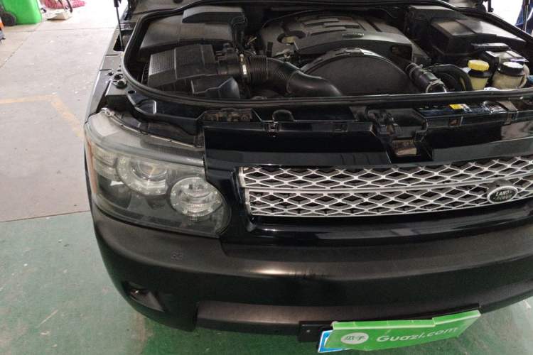 Used Land Rover Range Sport 2012 3.0 TDV6 HSE Diesel Edition Engine Bay Right