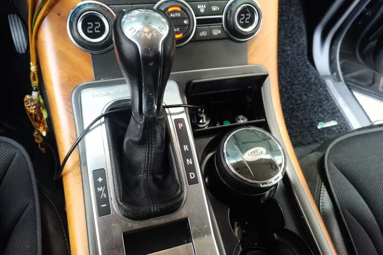 Used Land Rover Range Sport  Gear Lever