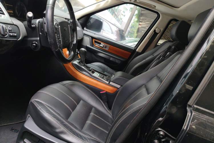 Used Land Rover Range Sport 2012 5.0 SC V8 HSE Left Front Seat