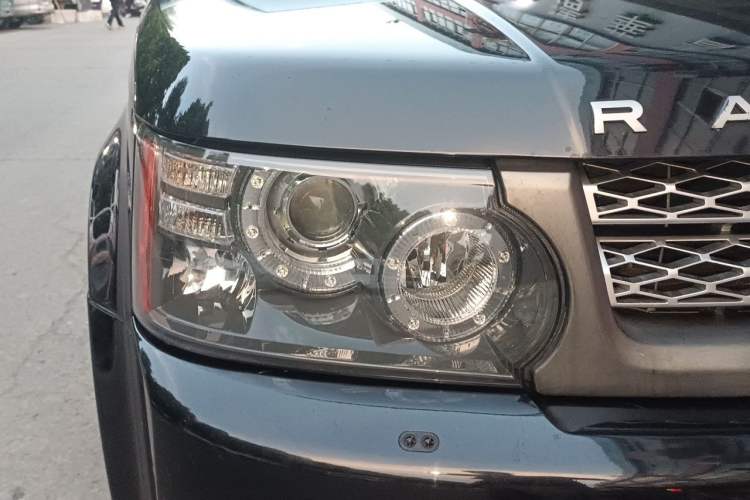 Used Land Rover Range Sport 2012 5.0 SC V8 HSE Right Front Headlight