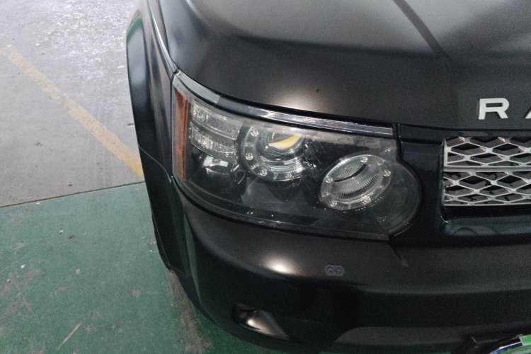Used Land Rover Range Sport 2012 3.0 TDV6 HSE Diesel Edition Right Front Headlight