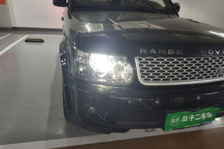 Used Land Rover Range Sport 2012 3.0 TDV6 HSE Diesel Edition Right Front Headlight