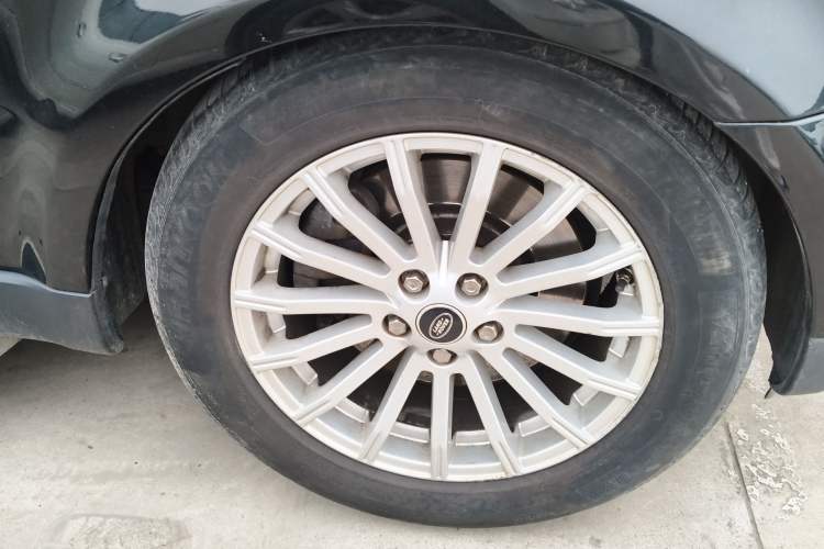 Used Land Rover Range Sport 2012 3.0 TDV6 HSE Diesel Edition Right Front Wheel Hub