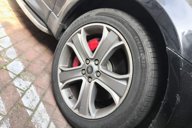 Used Land Rover Range Sport 2012 5.0 SC V8 HSE Right Front Wheel Hub