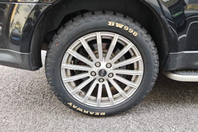 Used Land Rover Range Sport 2012 3.0 TDV6 HSE Diesel Edition Right Rear Wheel Hub
