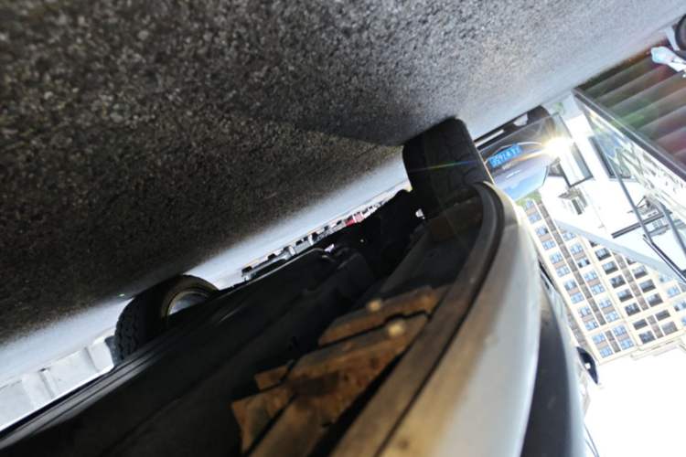 Used Land Rover Range Sport 2012 3.0 TDV6 HSE Diesel Edition Right Side Sill