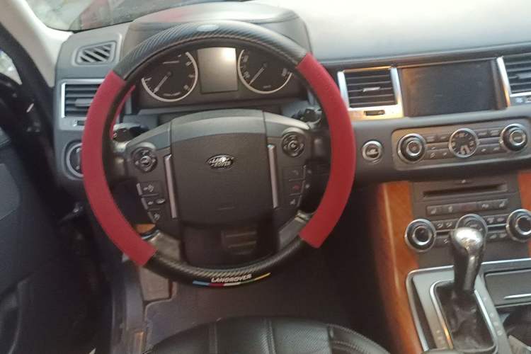 Used Land Rover Range Sport 2012 5.0 SC V8 HSE Steering Wheel