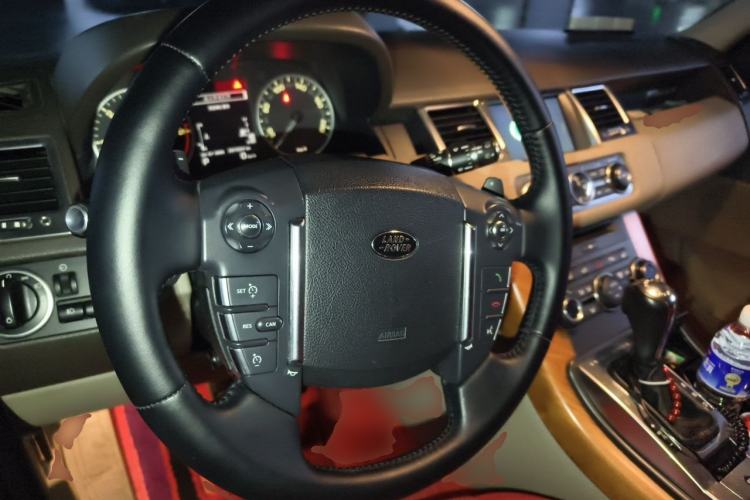 Used Land Rover Range Sport 2012 3.0 TDV6 HSE Diesel Edition Steering Wheel