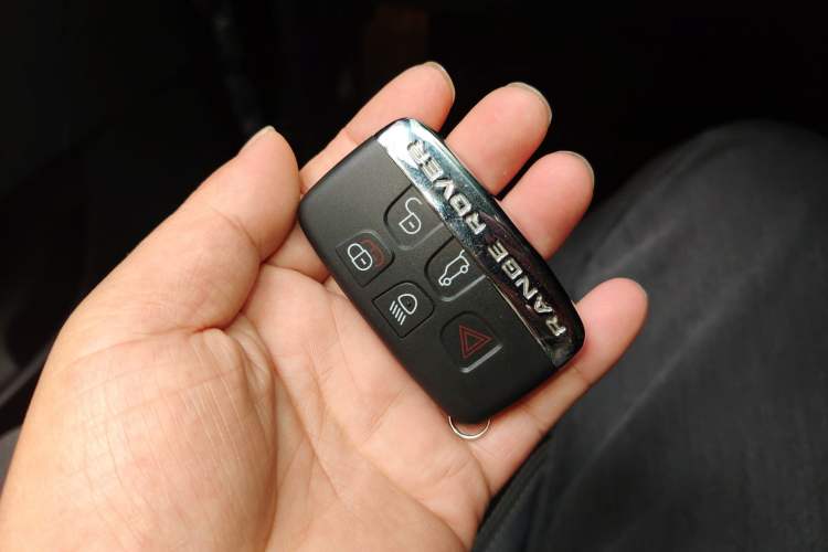 Used Land Rover Range Sport 2012 5.0 SC V8 HSE Vehicle Key
