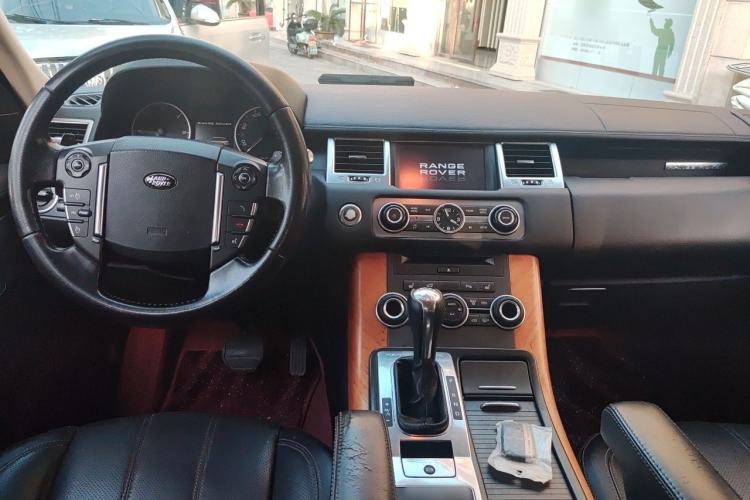 Used Land Rover Range Sport 2012 3.0 TDV6 HSE Diesel Edition Center Console