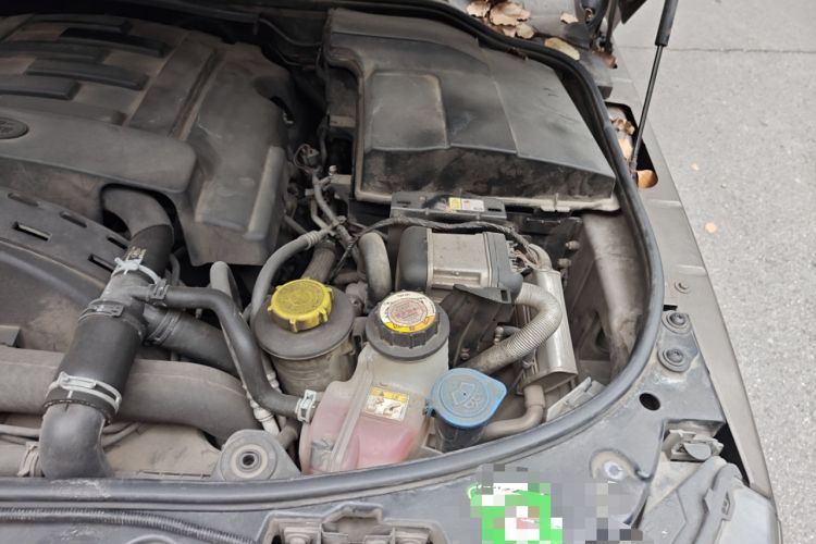 Used Land Rover Range Sport 2012 3.0 TDV6 HSE Diesel Edition Engine Bay Left