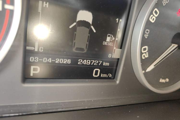 Used Land Rover Range Sport 2012 3.0 TDV6 HSE Diesel Edition Odometer Close Up