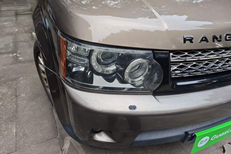 Used Land Rover Range Sport 2012 3.0 TDV6 HSE Diesel Edition Right Front Headlight