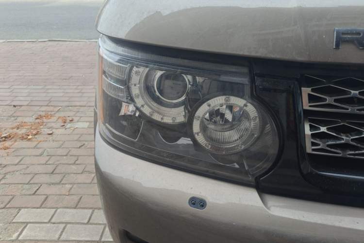 Used Land Rover Range Sport 2012 5.0 NA V8 HSE Right Front Headlight
