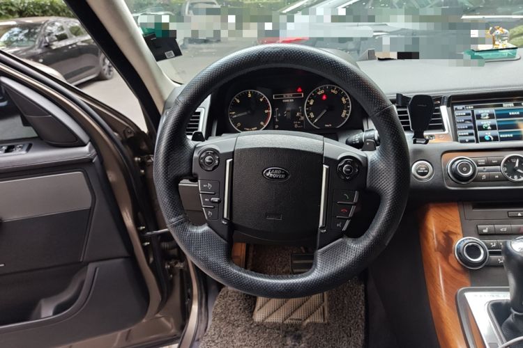 Used Land Rover Range Sport 2012 3.0 TDV6 HSE Diesel Edition Steering Wheel