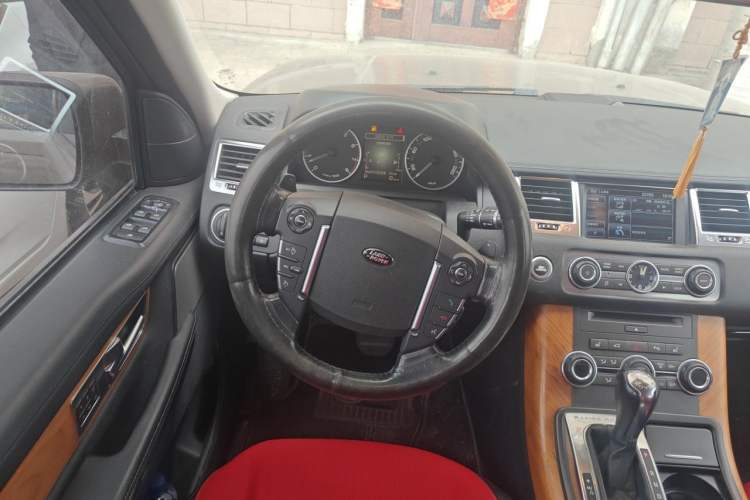 Used Land Rover Range Sport 2012 5.0 NA V8 HSE Steering Wheel
