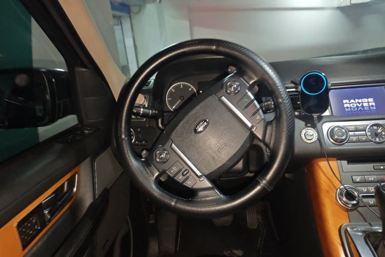 Used Land Rover Range Sport 2012 3.0 TDV6 HSE Diesel Edition Steering Wheel