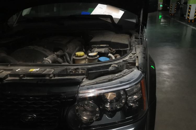 Used Land Rover Range Sport 2012 3.0 TDV6 HSE Diesel Edition Engine Bay Left