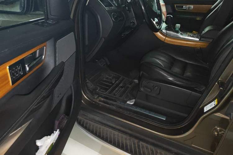 Used Land Rover Range Sport 2012 5.0 NA V8 HSE Driver Seat