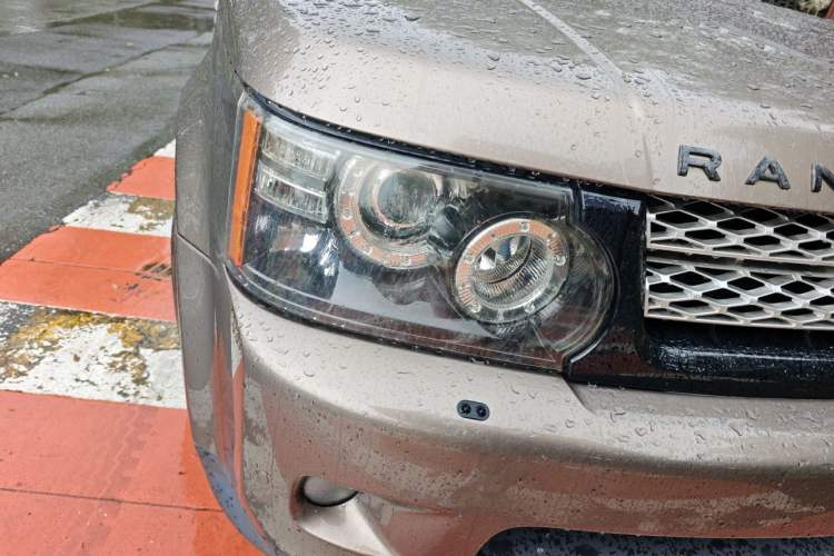 Used Land Rover Range Sport 2012 3.0 TDV6 HSE Diesel Edition Right Front Headlight
