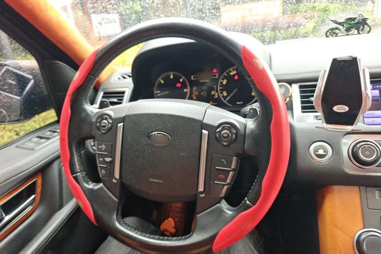 Used Land Rover Range Sport 2012 3.0 TDV6 HSE Diesel Edition Steering Wheel